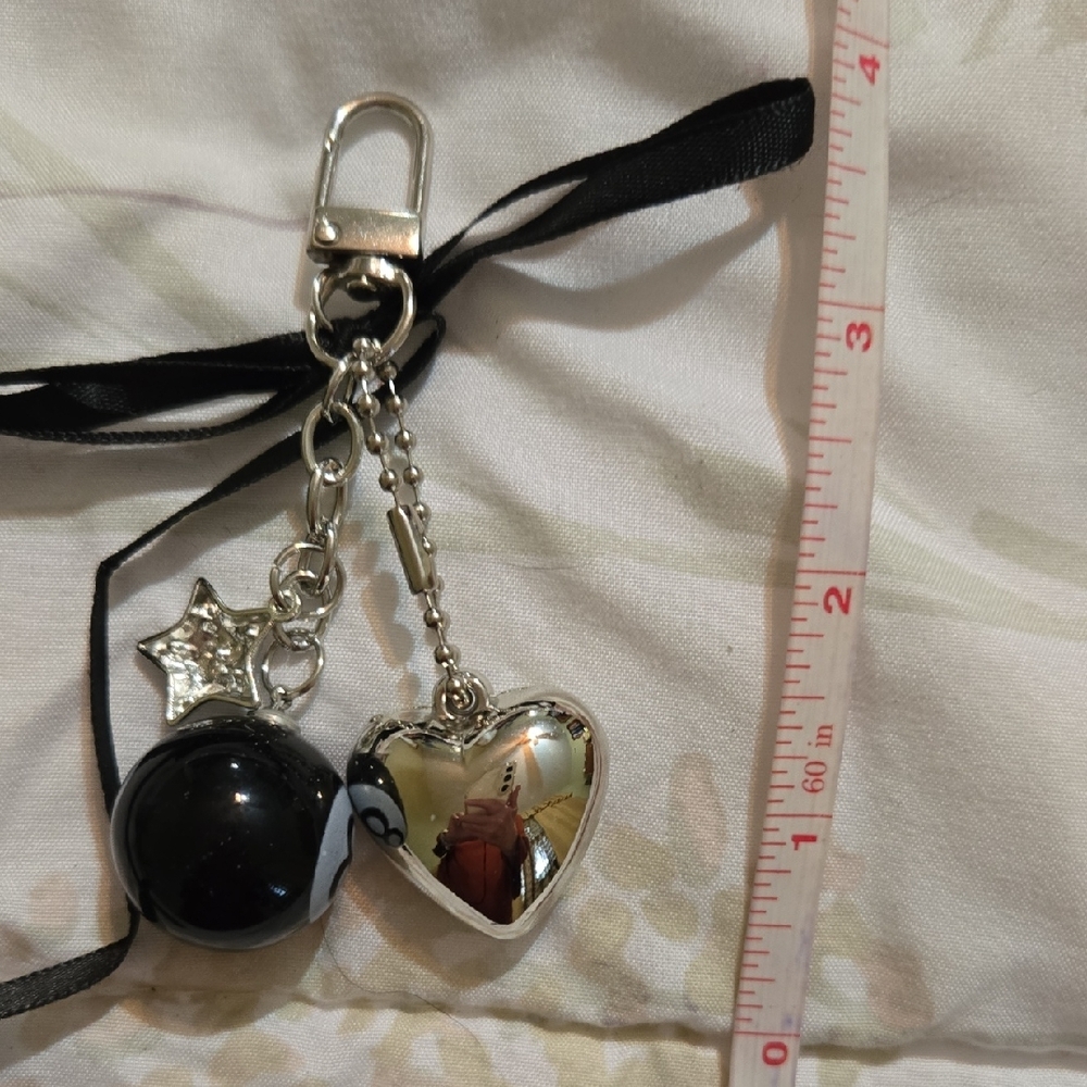 Silver Heart and Black 8 Ball Keychain/Bag Charm - Picture 2 of 3